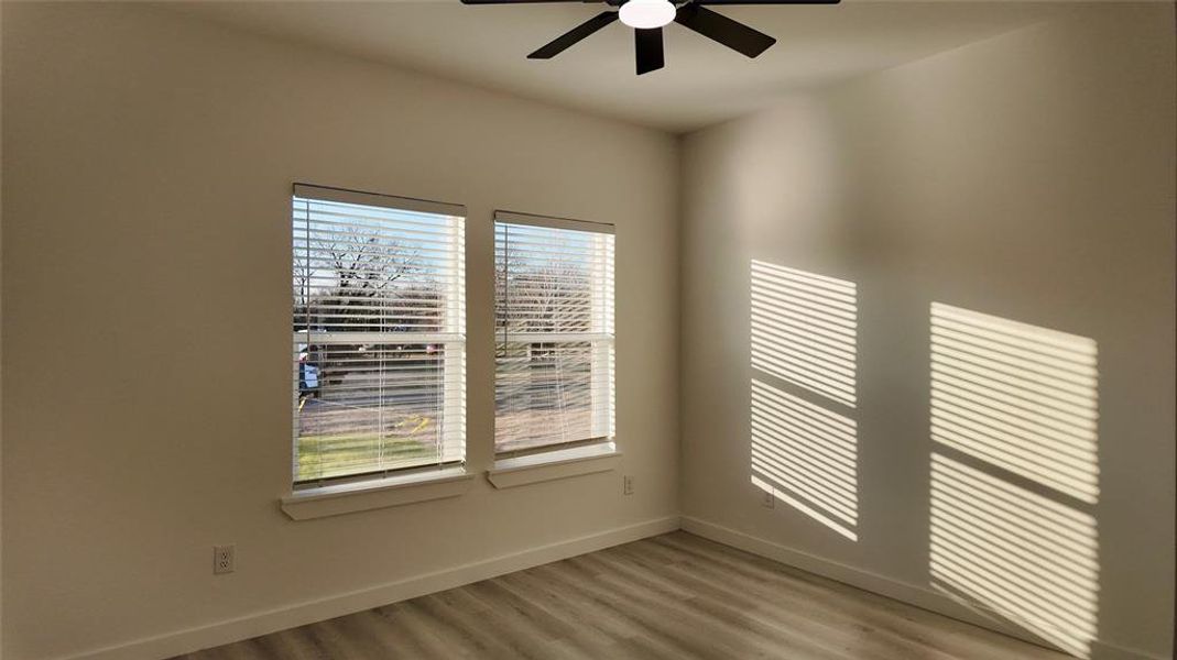 Spacious, unfurnished interior of a new home in , Red Oak (Image 22).