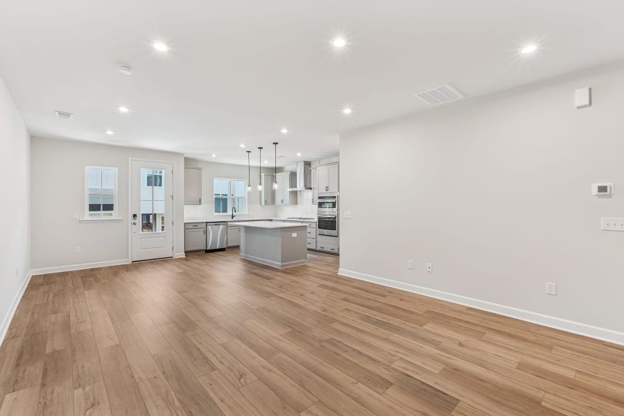 Spacious, unfurnished interior of a new home in Holding Village, Wake Forest (Image 9).