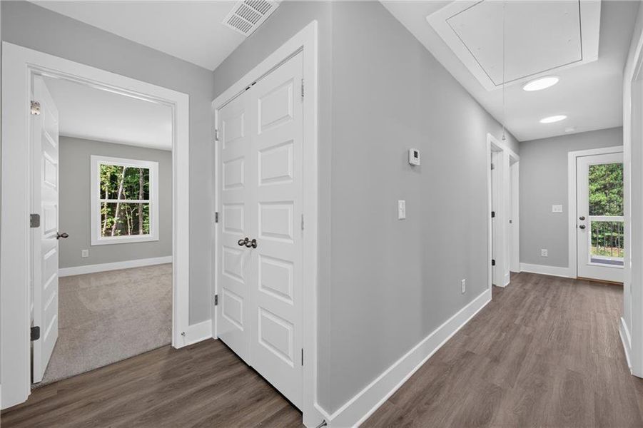 Spacious, unfurnished interior of a new home in , Atlanta (Image 25).