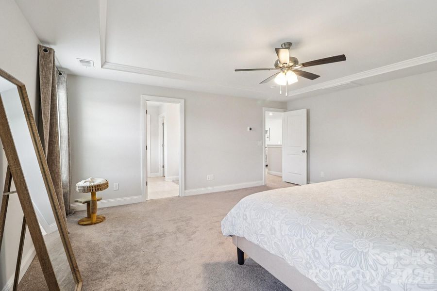 Furnished interior view inside a new home in Hadleigh Park, Lexington (Image 27).