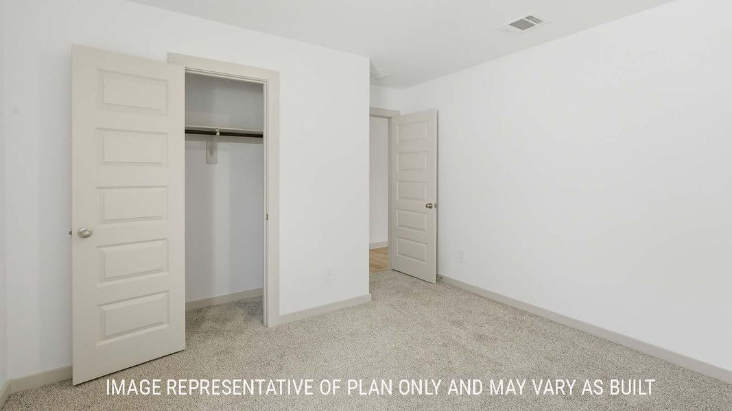 Representative unfurnished interior of a home built from the Lakeway by D.R. Horton in Reserve at Mallard Lakes, Orange (Image 22).
