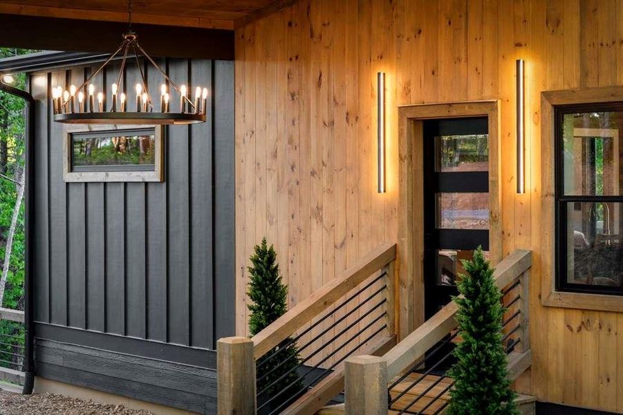 Exterior details and patio area of a home in , Blue Ridge (Image 30).