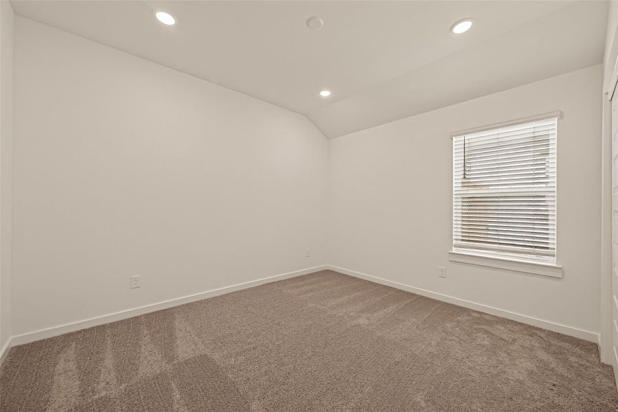 Spacious, unfurnished interior of a new home in Foxtail Palms, Manvel (Image 23). Spacious, unfurnished interior of a new home in Foxtail Palms, Manvel (Image 23).