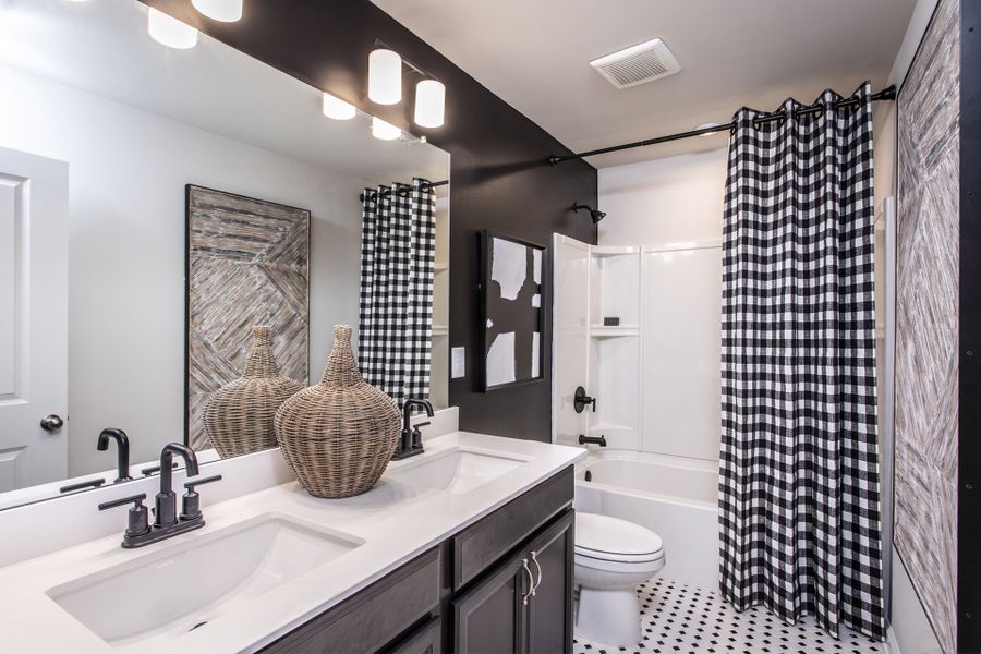 Representative furnished interior of a home built from the Jasper II by Beazer Homes in Cambridge at Steels Bridge, Canton (Image 17).