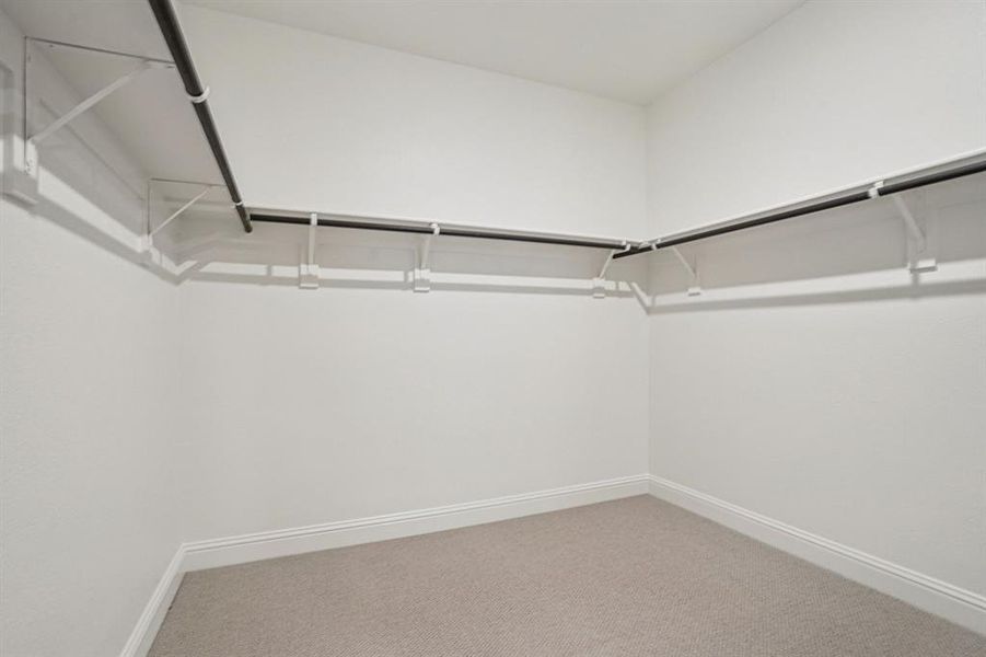 Spacious, unfurnished interior of a new home in Windmore, Princeton (Image 21).