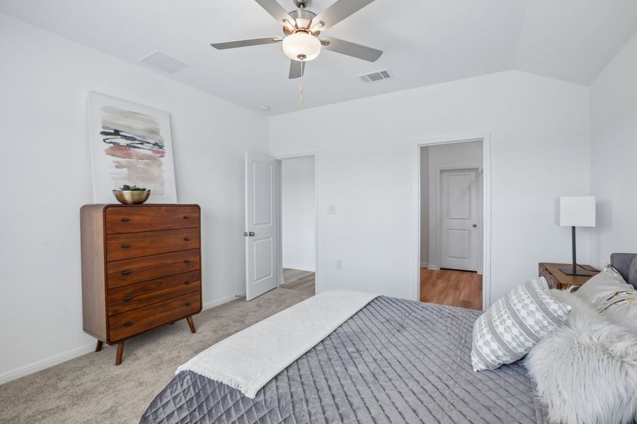 Furnished interior view inside a new home in Lisso, Pflugerville (Image 30).