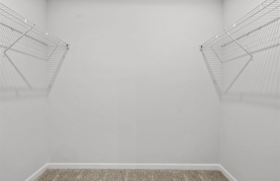 Spacious, unfurnished interior of a new home in Crestview, Spartanburg (Image 23).