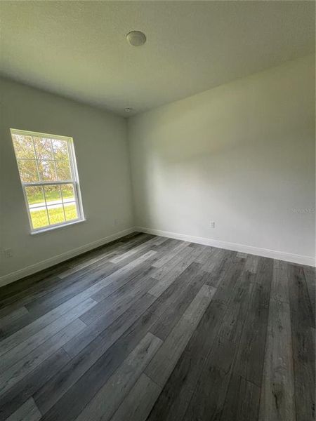 Spacious, unfurnished interior of a new home in , Ocala (Image 21).
