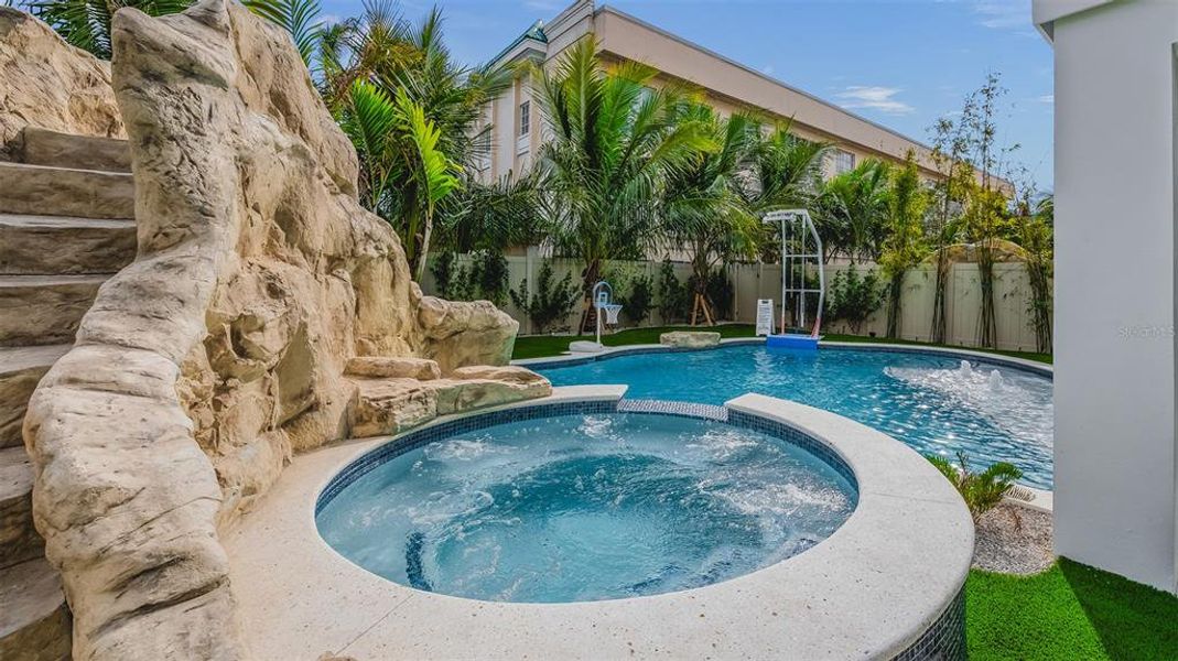 Exterior details and patio area of a home in , Sarasota (Image 30).