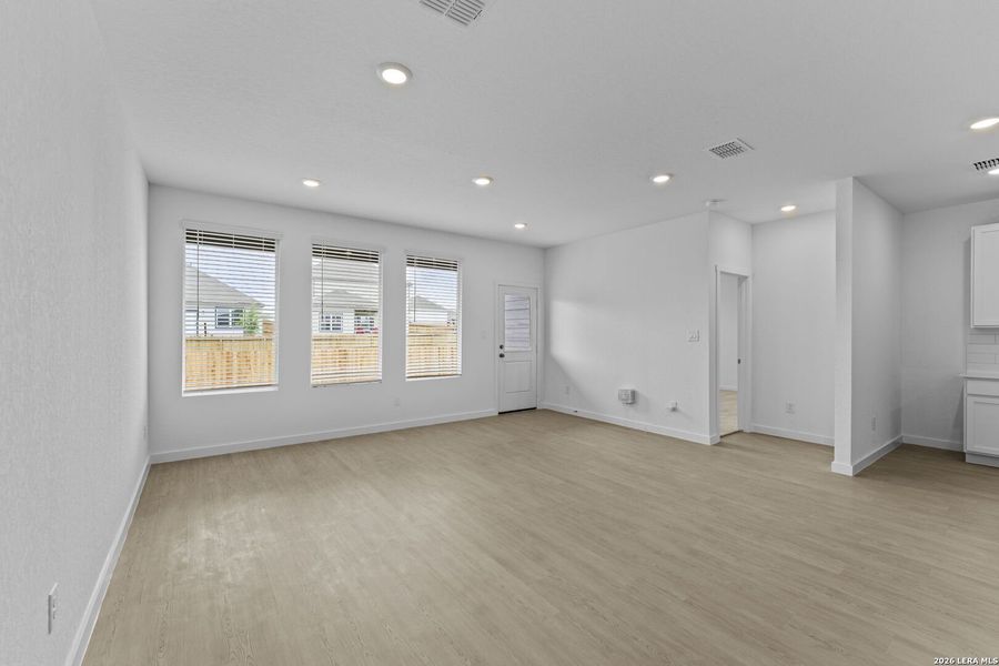 Spacious, unfurnished interior of a new home in Hightop Ridge, Converse (Image 18).