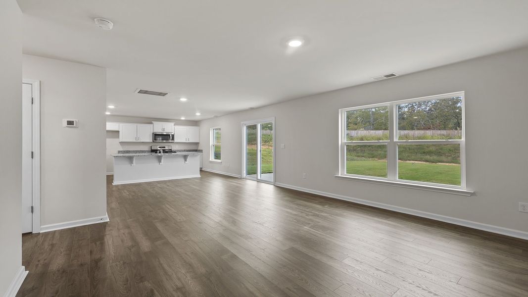Spacious, unfurnished interior of a new home in Harrier Point, Woodruff (Image 21).