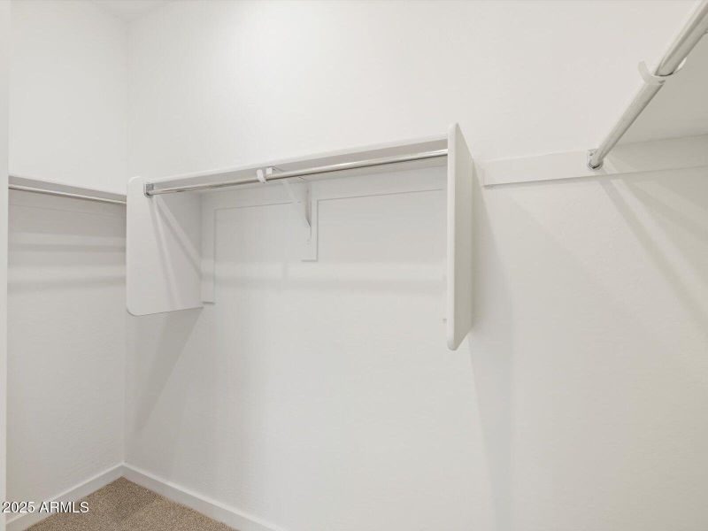 Walk-In Closet Walk-In Closet