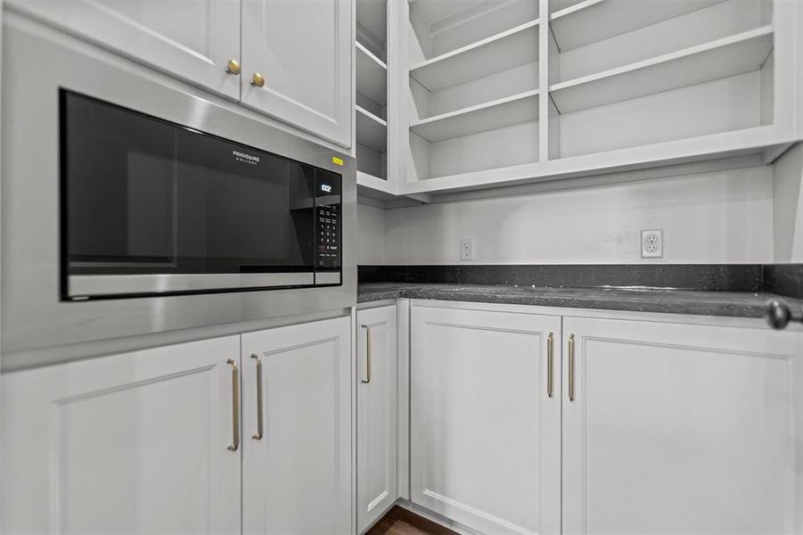 Image 36 of a home in .