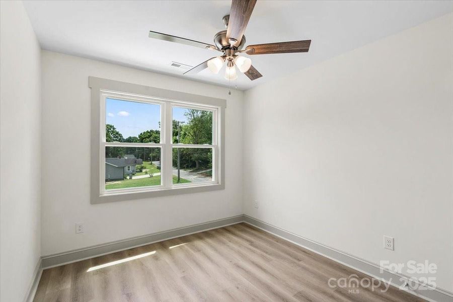 Spacious, unfurnished interior of a new home in , Gastonia (Image 24).