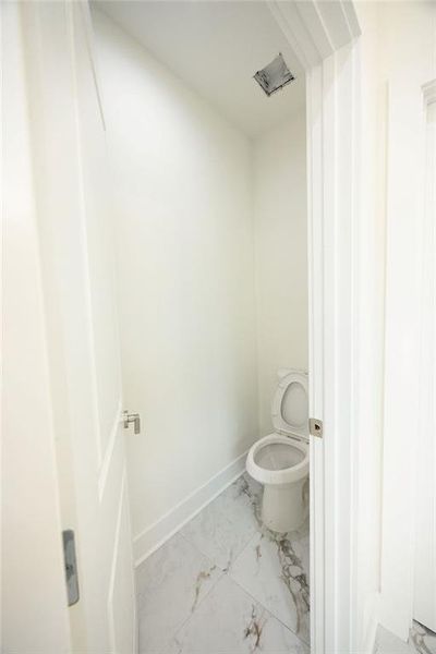 Spacious, unfurnished interior of a new home in , Atlanta (Image 52).