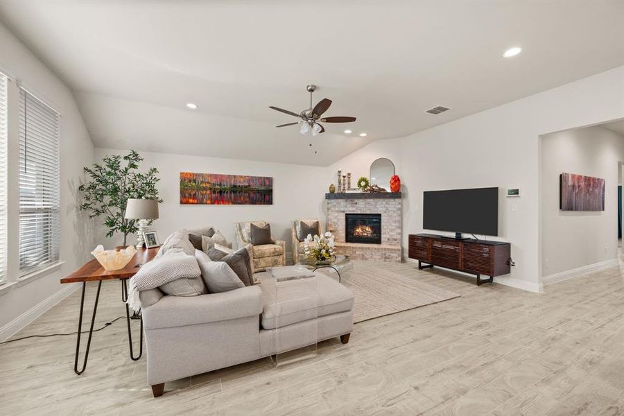 Furnished interior view inside a new home in Timberbrook, Justin (Image 10).