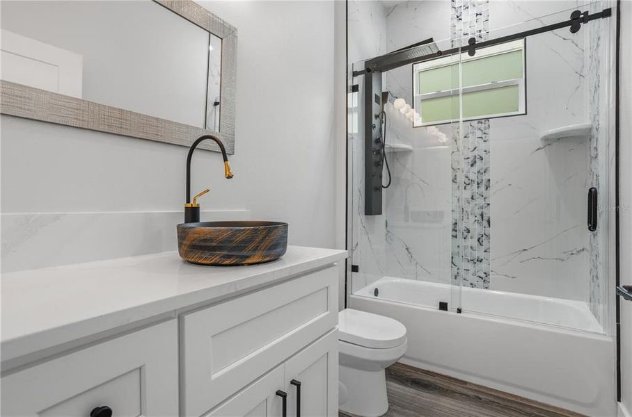 Furnished interior view inside a new home in , Eustis (Image 10).