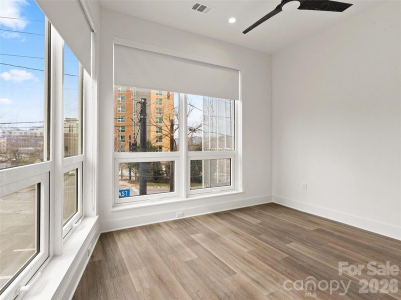 Spacious, unfurnished interior of a new home in , Asheville (Image 27).