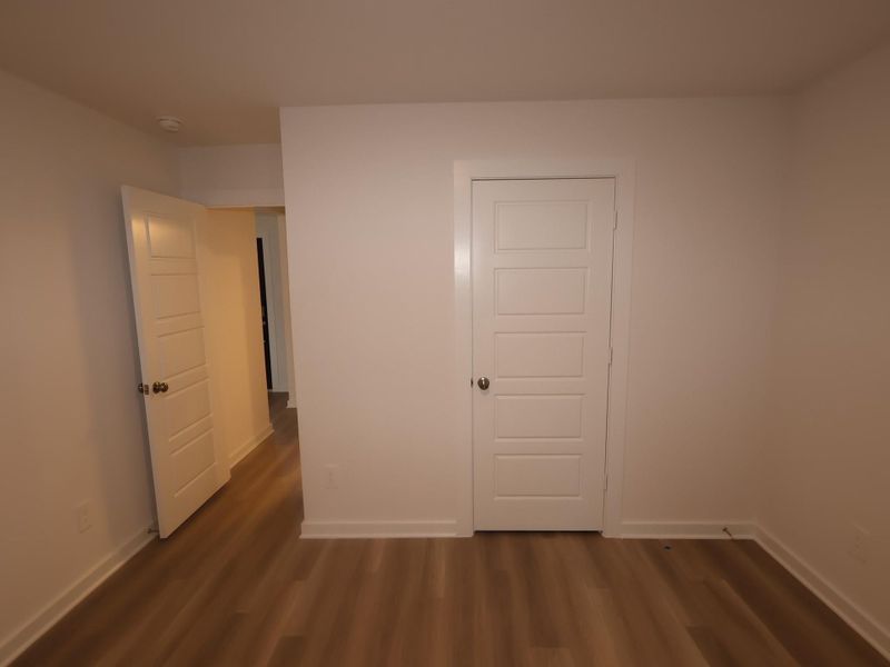 Spacious, unfurnished interior of a new home in Pinewood at Grand Texas, New Caney (Image 15).