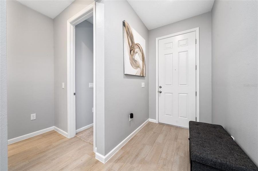 Spacious, unfurnished interior of a new home in Seasons at Big Sky, Kissimmee (Image 21).