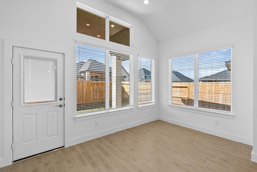 Spacious, unfurnished interior of a new home in Attwater, Waller (Image 22).