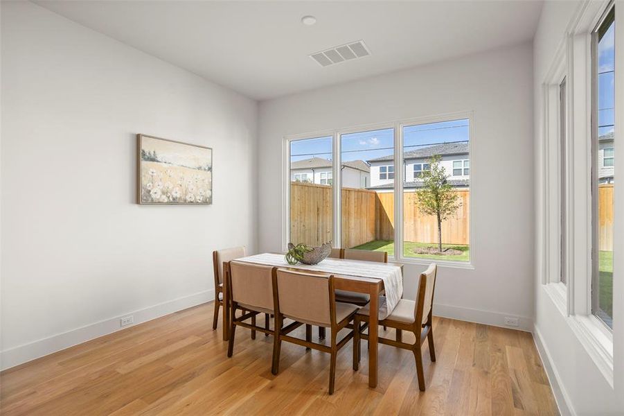 Furnished interior view inside a new home in , Dallas (Image 8). Furnished interior view inside a new home in , Dallas (Image 8).