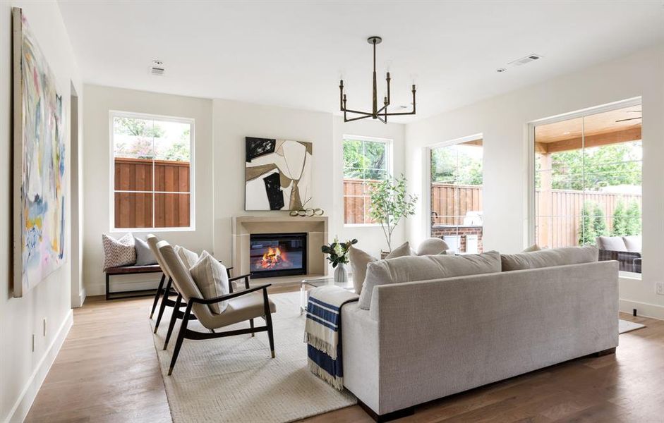 Furnished interior view inside a new home in , Dallas (Image 19). Furnished interior view inside a new home in , Dallas (Image 19).