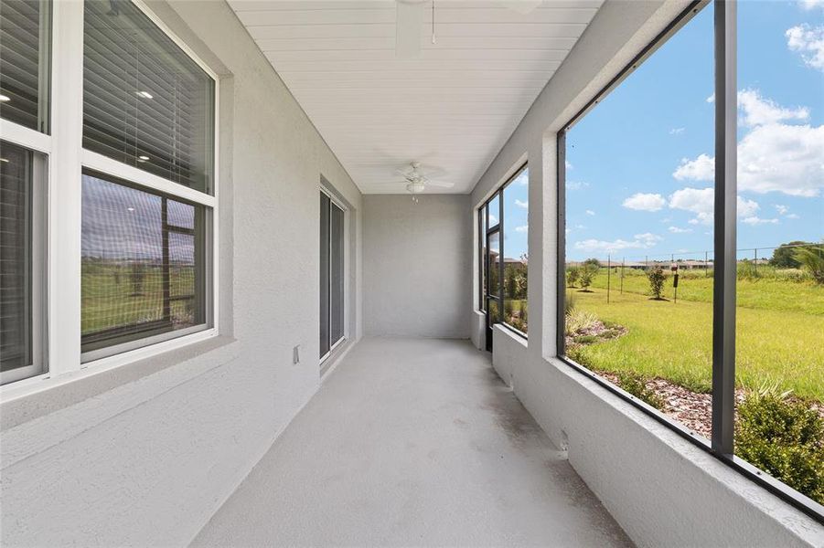Spacious, unfurnished interior of a new home in , Ocala (Image 20).