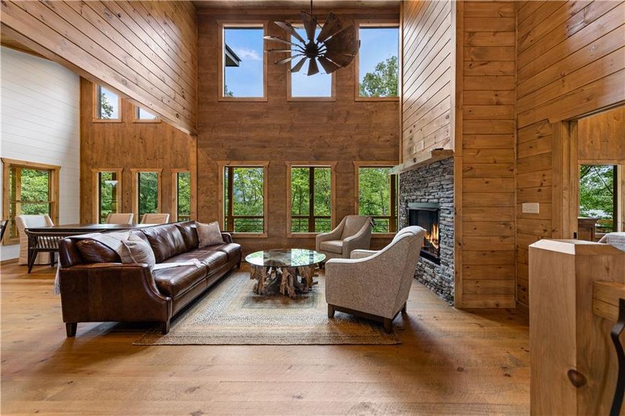 Community amenities in , Blue Ridge (Image 45).