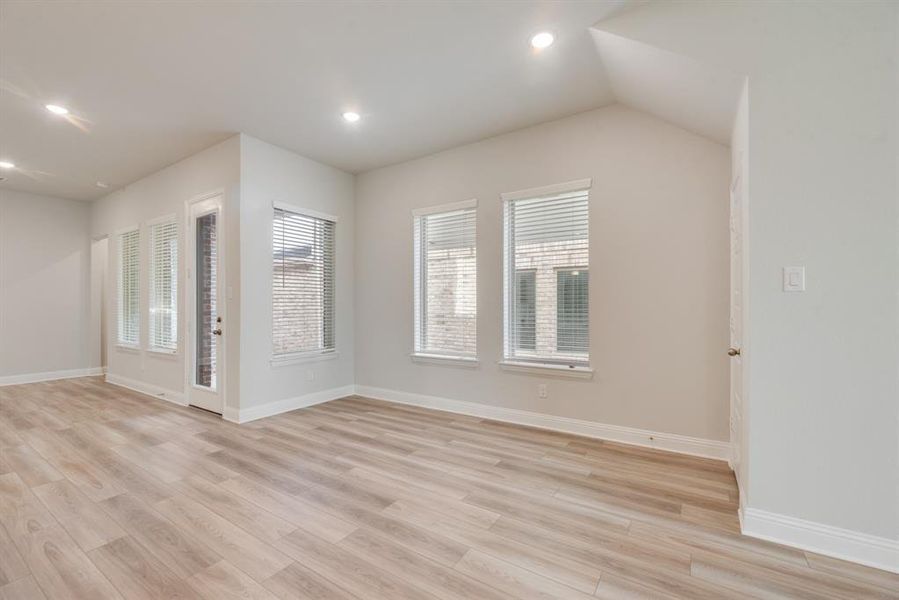 Spacious, unfurnished interior of a new home in Bayside, Rowlett (Image 19). Spacious, unfurnished interior of a new home in Bayside, Rowlett (Image 19).