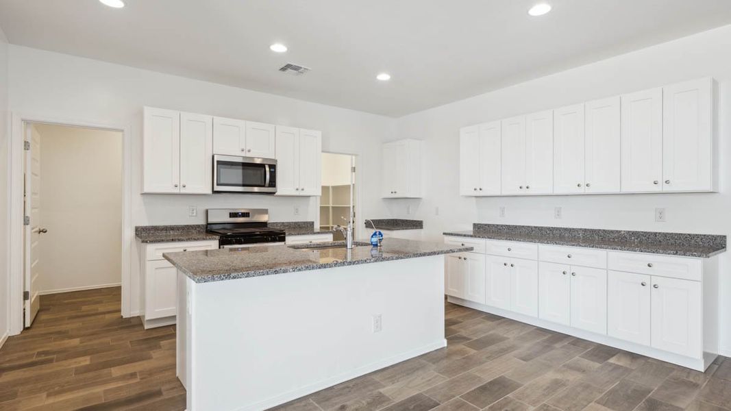 Furnished interior view inside a new home in Moonlight, Maricopa (Image 5).