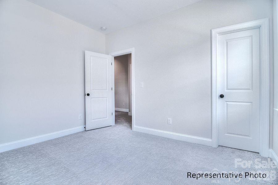 Spacious, unfurnished interior of a new home in Edmunds Farm, Clover (Image 30).