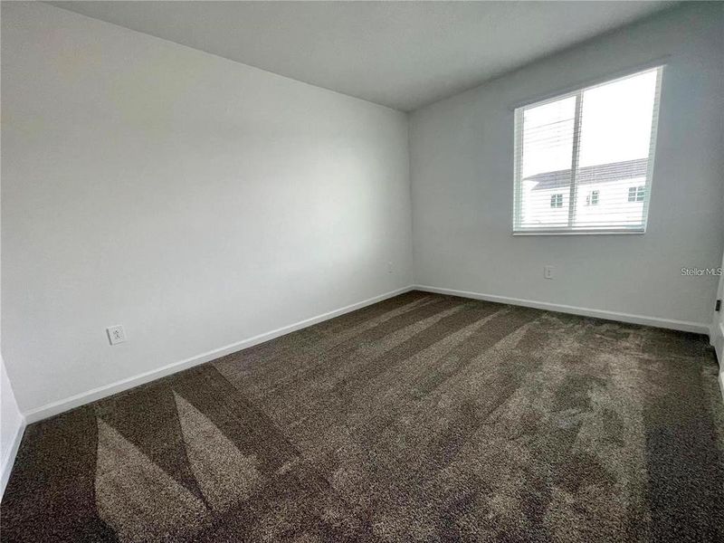 Spacious, unfurnished interior of a new home in , Davenport (Image 13).