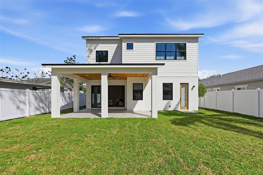 Exterior details and patio area of a home in , Tampa (Image 26).