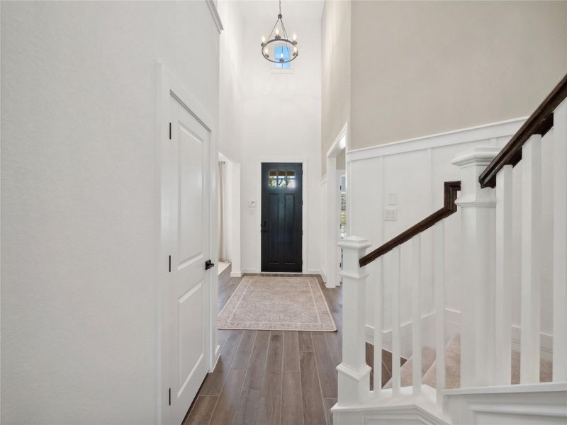 Welcoming foyer (*Photo not of actual home and used for illustration purposes only.) Welcoming foyer (*Photo not of actual home and used for illustration purposes only.)