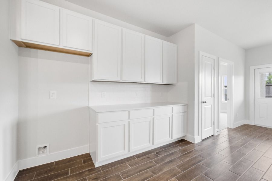 Furnished interior view inside a new home in Pecan Estates, Crosby (Image 12).