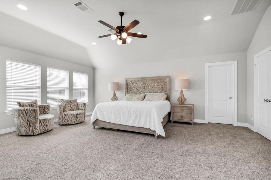 Upstairs is a full guest suite with it's own private full bath.