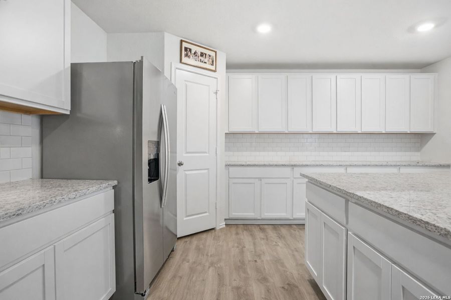 Furnished interior view inside a new home in Copper Canyon, Bulverde (Image 11).