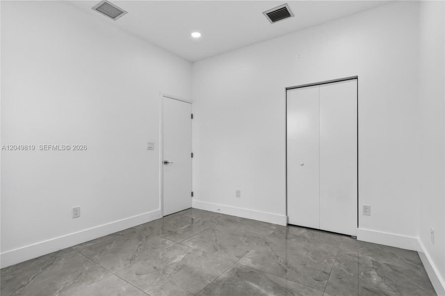 Spacious, unfurnished interior of a new home in , Fort Lauderdale (Image 10). Spacious, unfurnished interior of a new home in , Fort Lauderdale (Image 10).