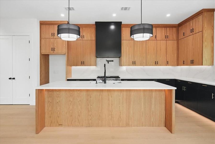 Furnished interior view inside a new home in , Dallas (Image 7).