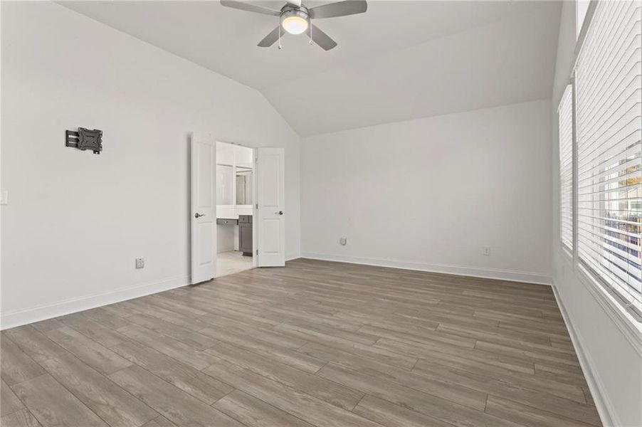 Spacious, unfurnished interior of a new home in , Hiram (Image 28).