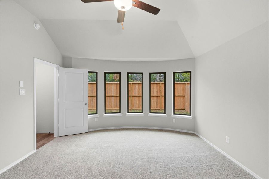 Spacious, unfurnished interior of a new home in Grand Central Park, Conroe (Image 26).