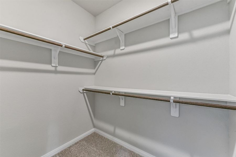 Spacious, unfurnished interior of a new home in , Houston (Image 27).