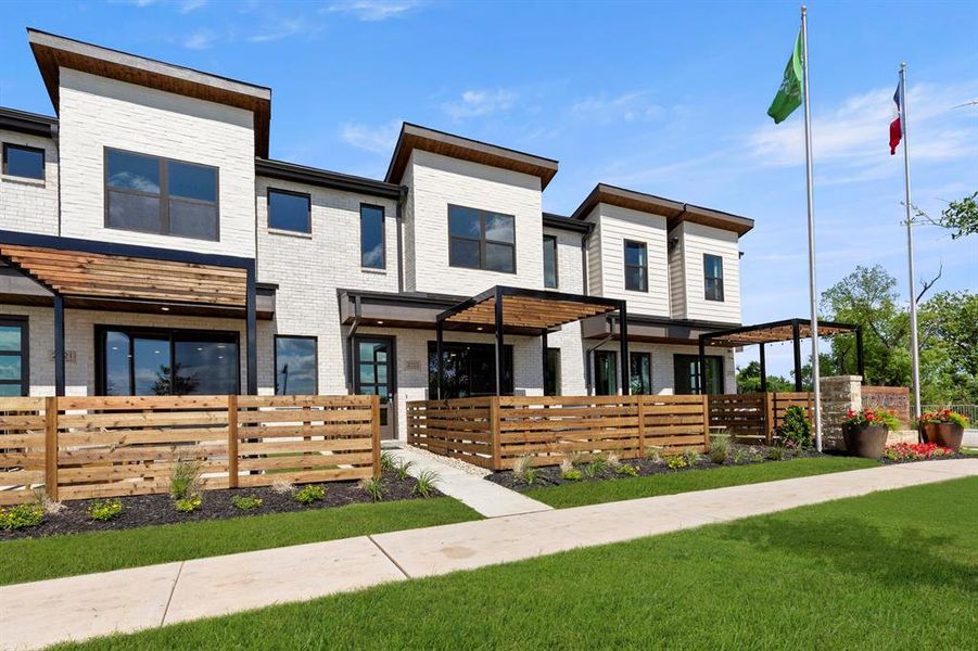 2025 Aldrich -2260-Laurel- Front (2) 2025 Aldrich -2260-Laurel- Front (2)