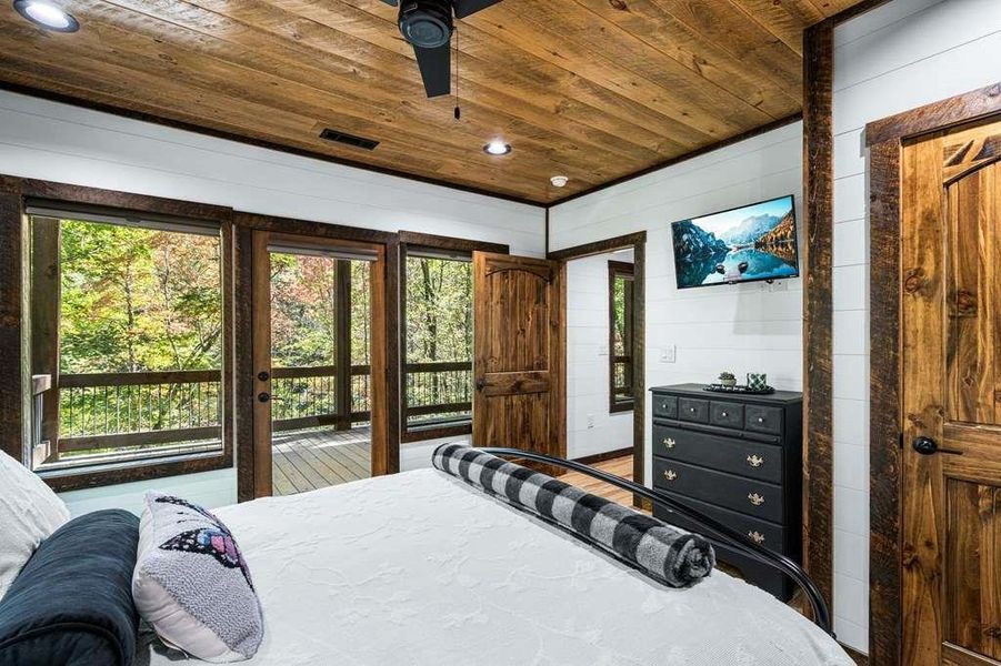 Image 39 of a home in . Image 39 of a home in .