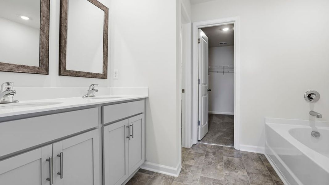 Furnished interior view inside a new home in Hunters Ridge, Woodruff (Image 11).