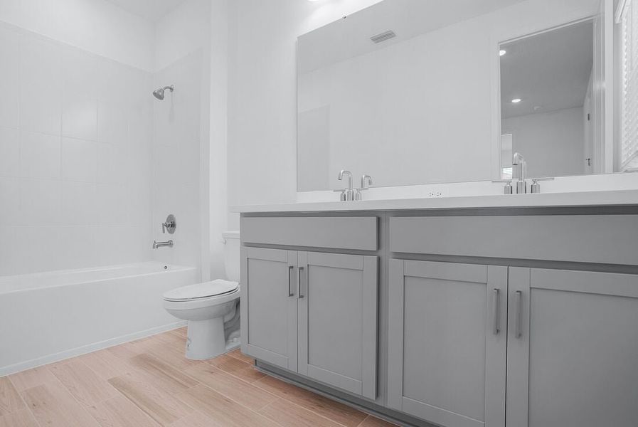 Representative furnished interior of a home built from the Captiva by Taylor Morrison in Indigo Creek, Apollo Beach (Image 4).
