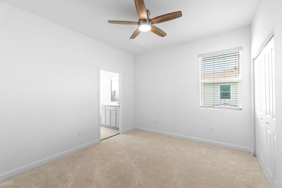Spacious, unfurnished interior of a new home in , Port St. Lucie (Image 11).