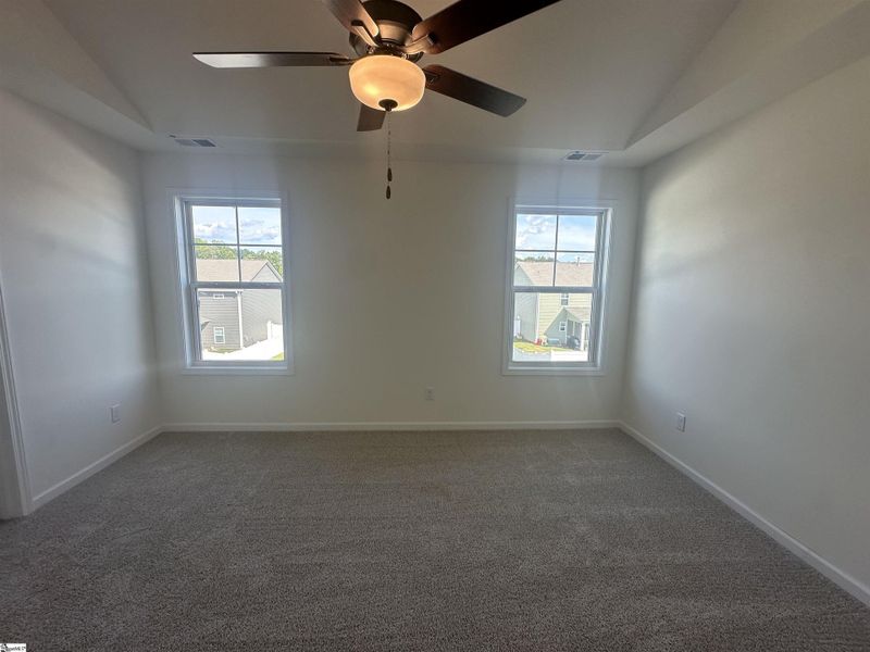 Spacious, unfurnished interior of a new home in Shiloh Trail, Wellford (Image 34).