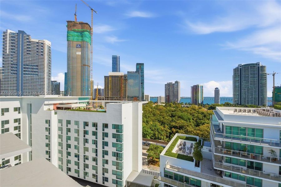 Condo located in Miami, FL showcasing its design and architecture (Image 21).